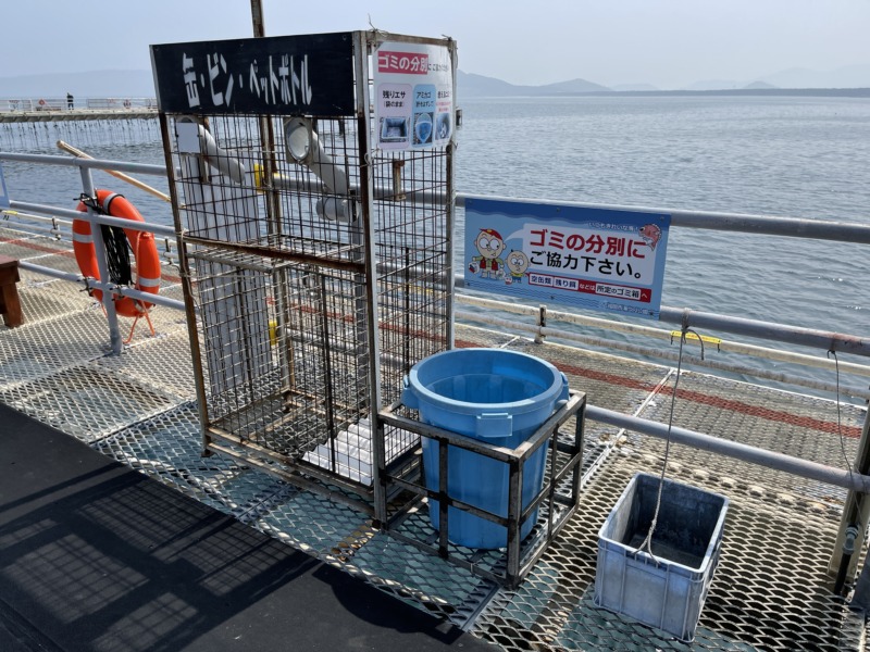 海釣り公園のゴミ箱