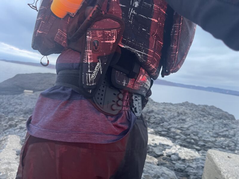 Shore fishing belt-wear
